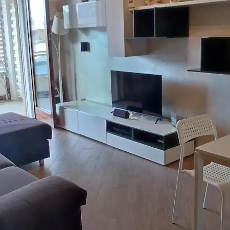 Apartman Eur Laurentina Luminoso Fino A 5 Ospiti